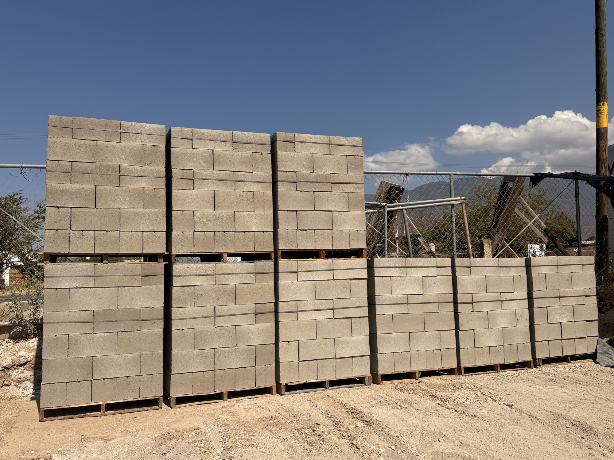 Inventario de block de concreto en la planta de MONOBLOCK BLOQUERA en Oaxaca